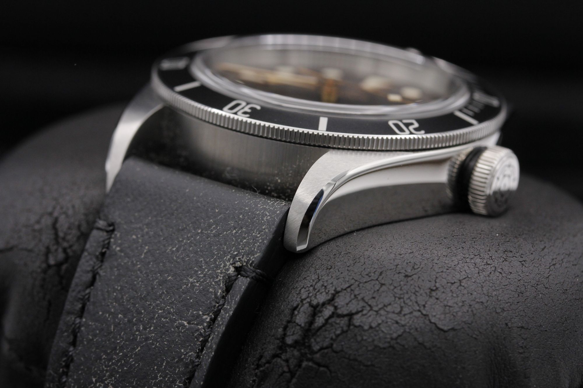 Tudor black bay online 56