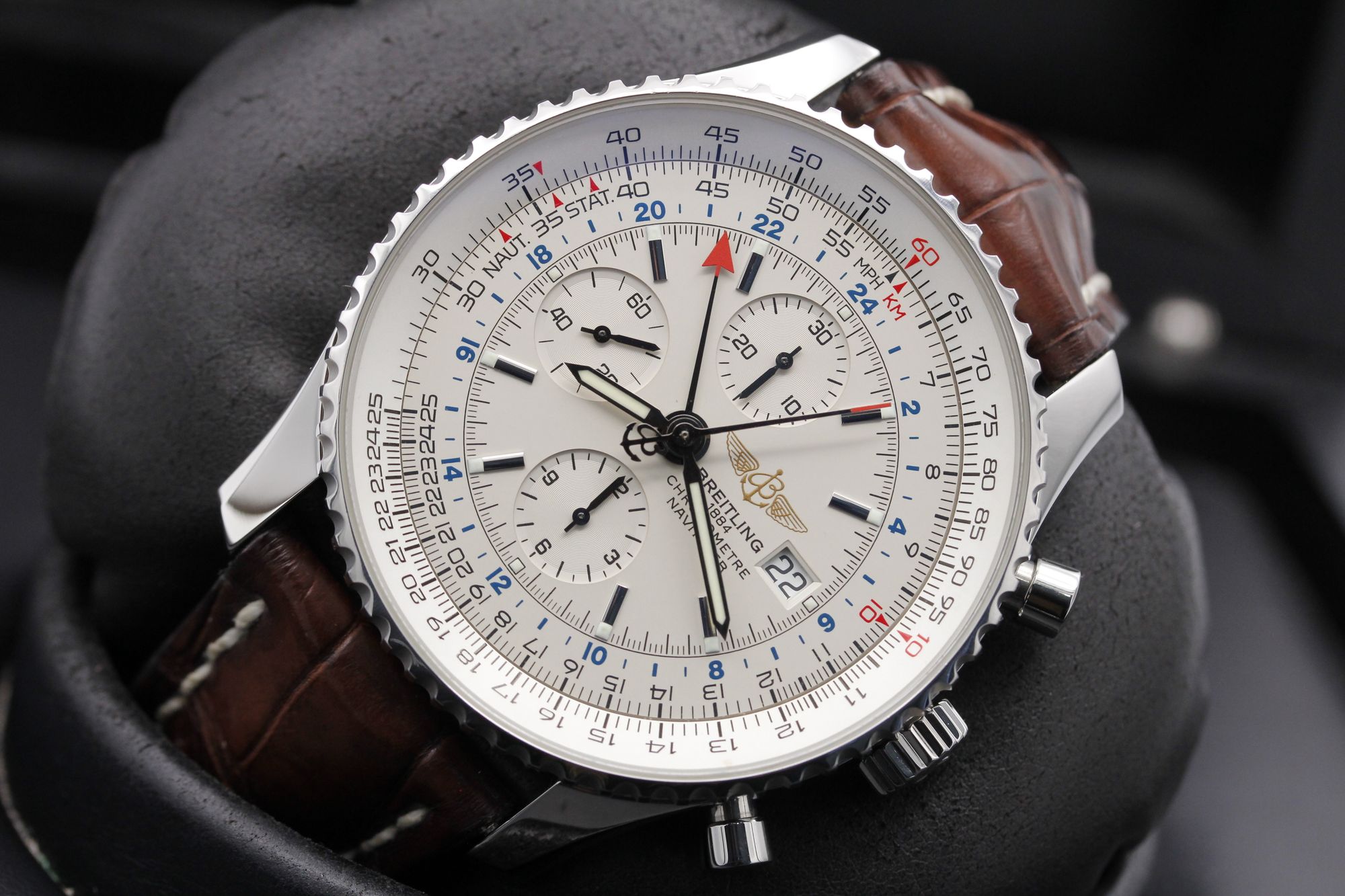 Breitling navitimer white discount face