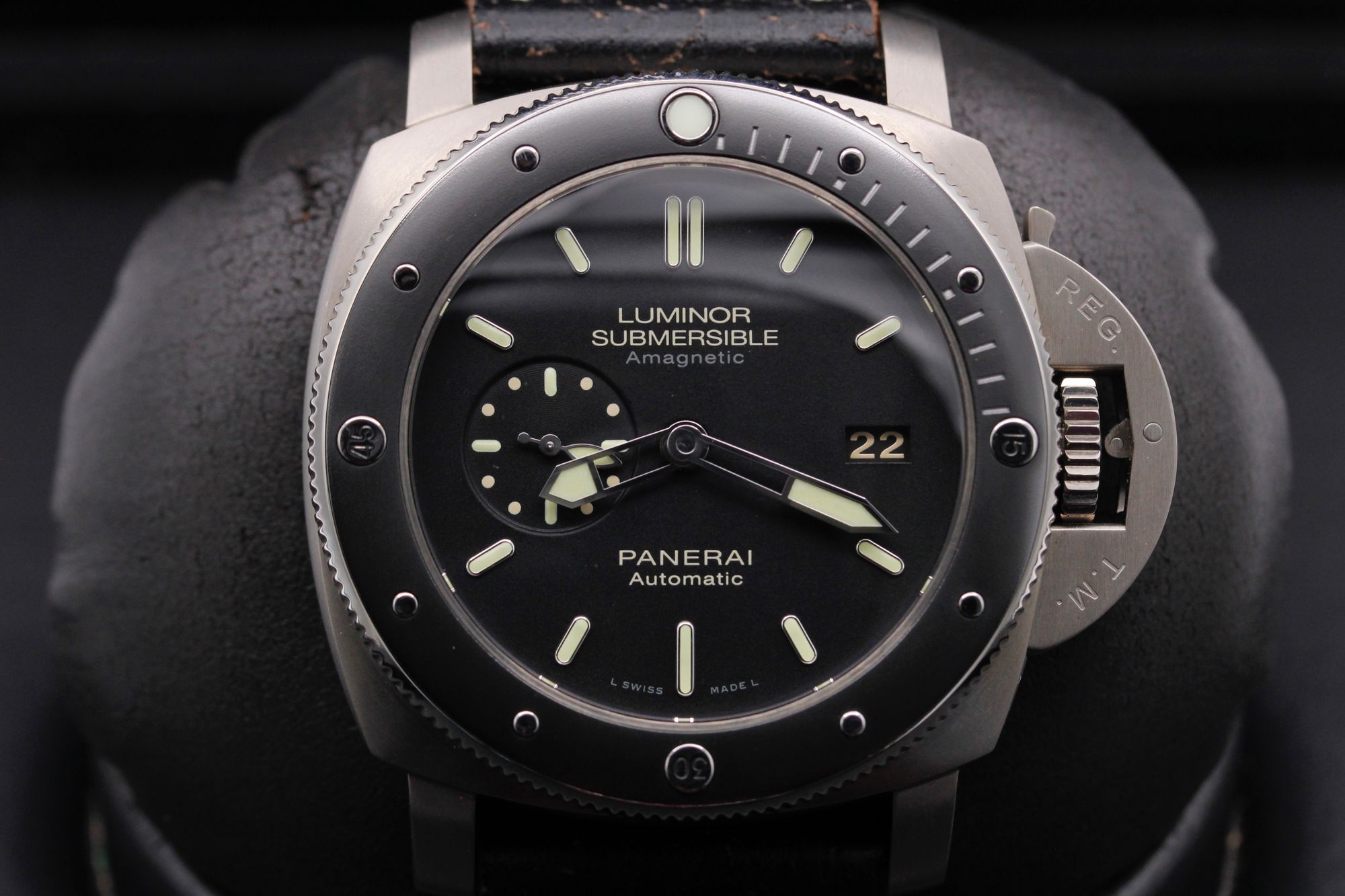 Pre Owned Panerai Luminor Submersible 1950