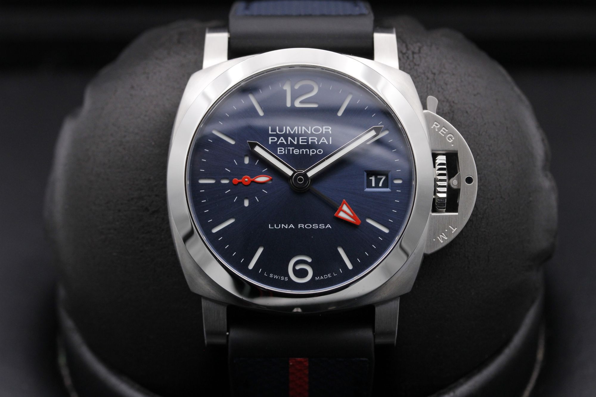 FSOT Panerai Luminor Quaranta Bitempo GMT Luna Rossa PAM 1404