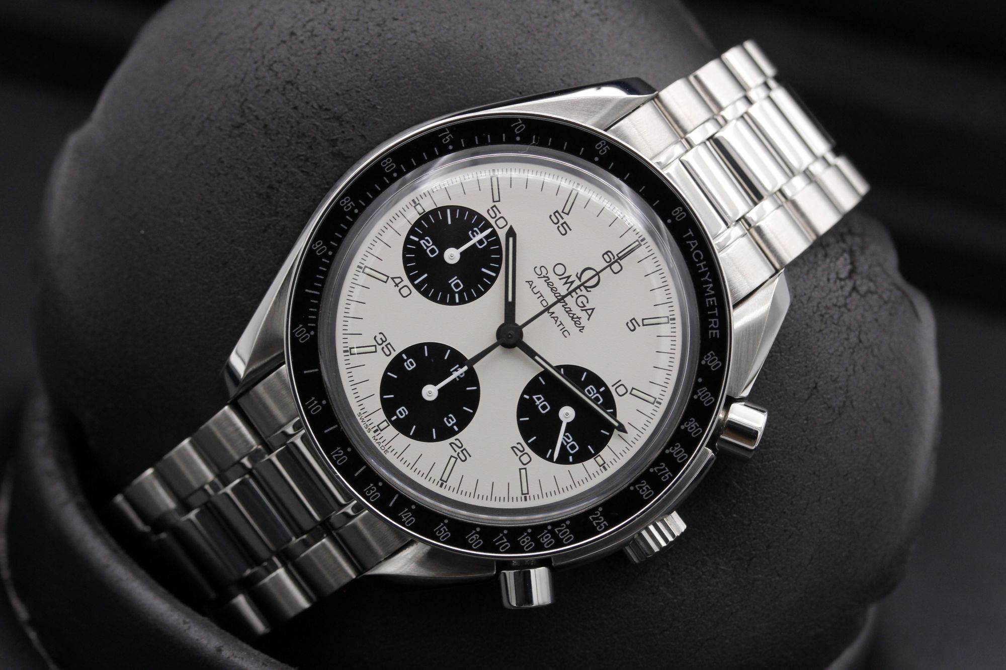 Omega speedmaster 2025 reduced marui