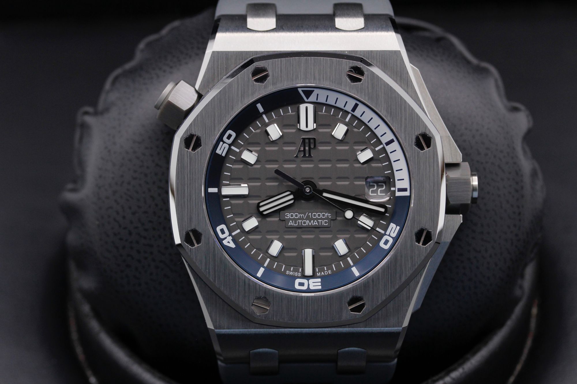 FSOT Audemars Piguet Royal Oak Offshore Diver 15720ST.OO.A009CA