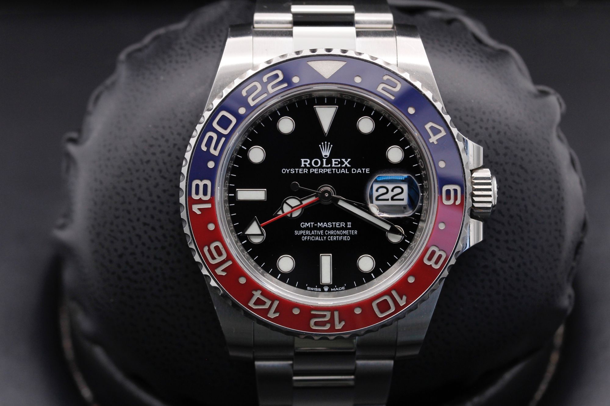 Rolex GMT Master II "Pepsi" - 126710BLRO - Oyster - Steel - 40mm - Excellent