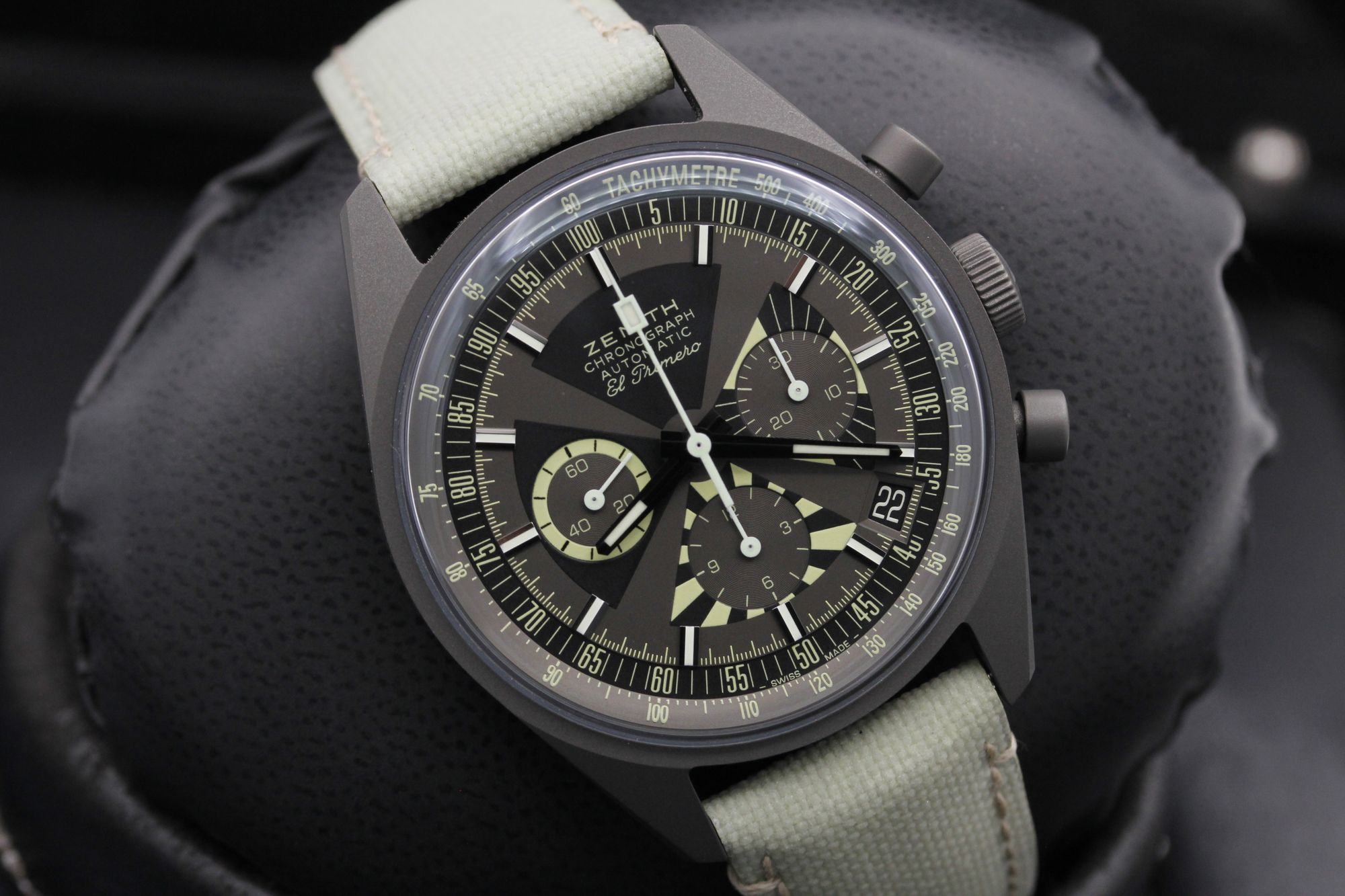 Pre-Owned Zenith Chronomaster Revival 