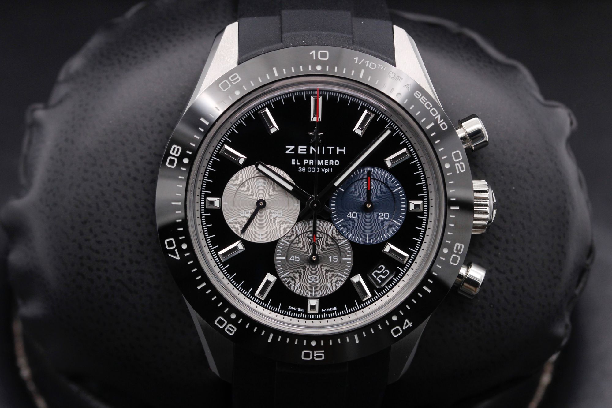 Zenith Chronomaster Sport - 03.3100.3600/21.M3100 - Black - Steel - 41mm - Mint