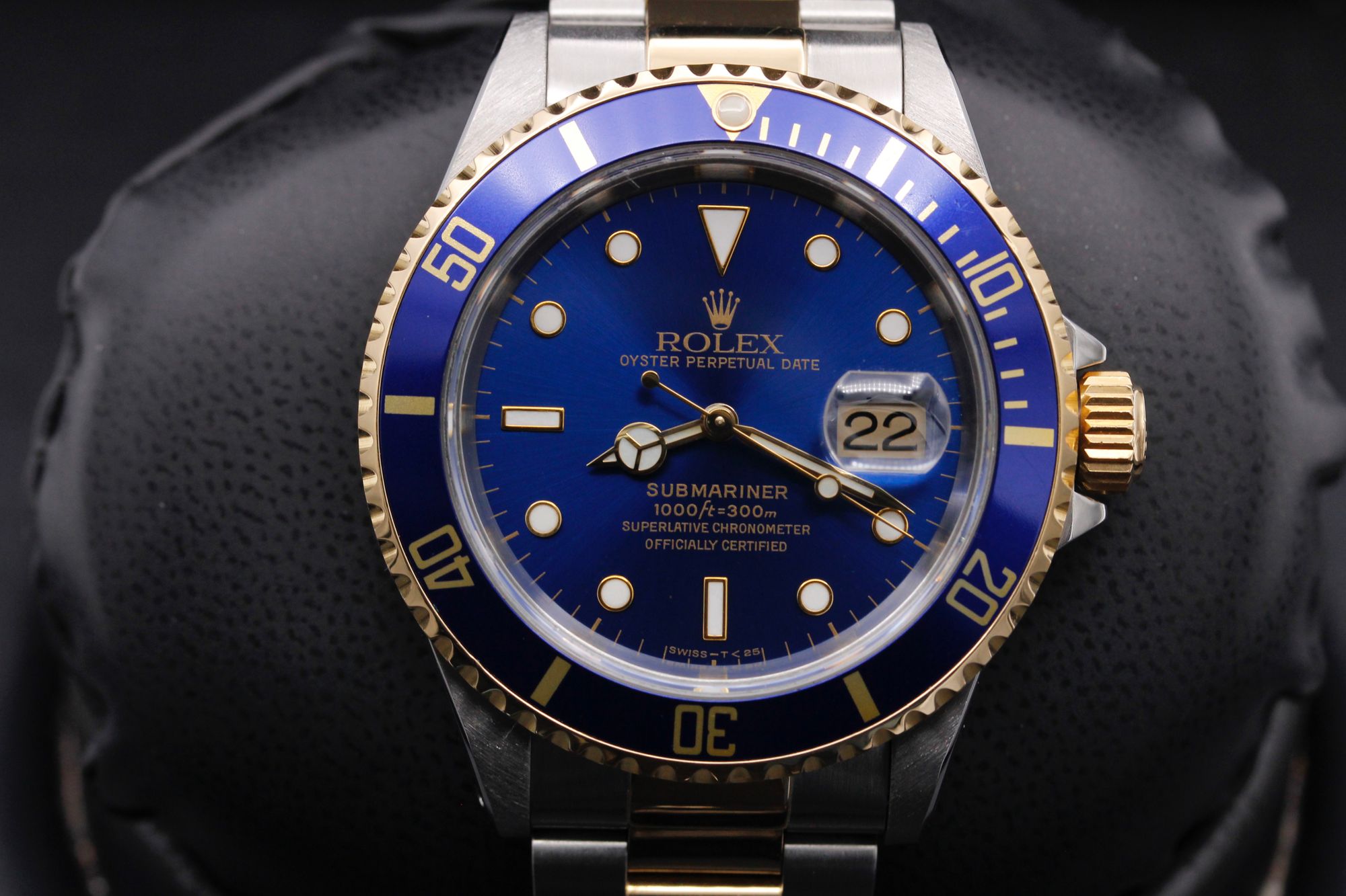 Rolex Submariner  - 16613 - Blue - Stainless Steel / Yellow Gold - 40mm - Mint