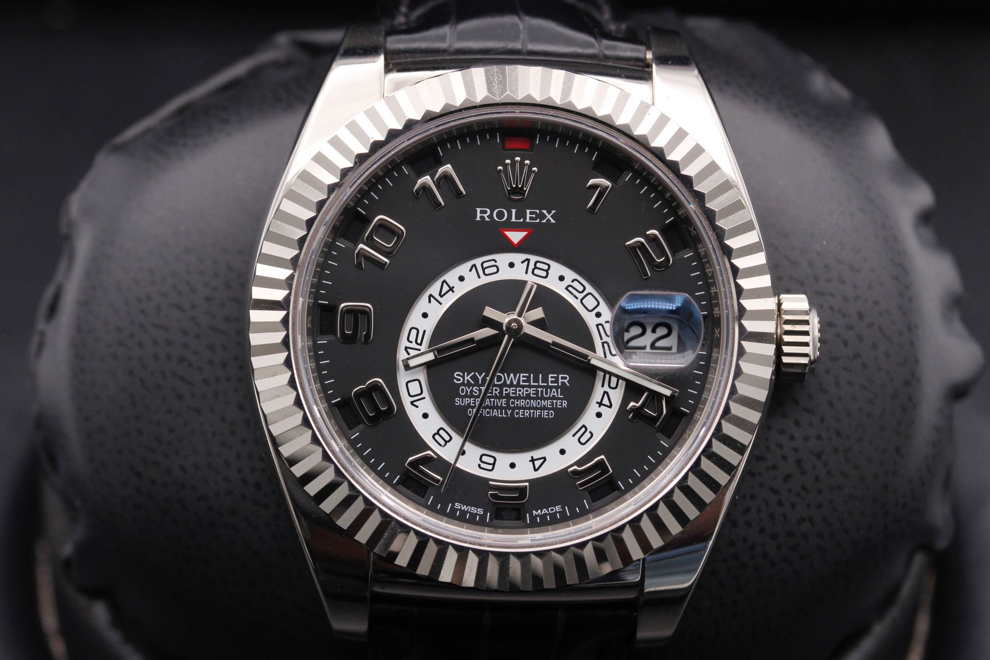 Rolex Sky Dweller  - 326139 - Black Arabic - White Gold - 42mm - Excellent