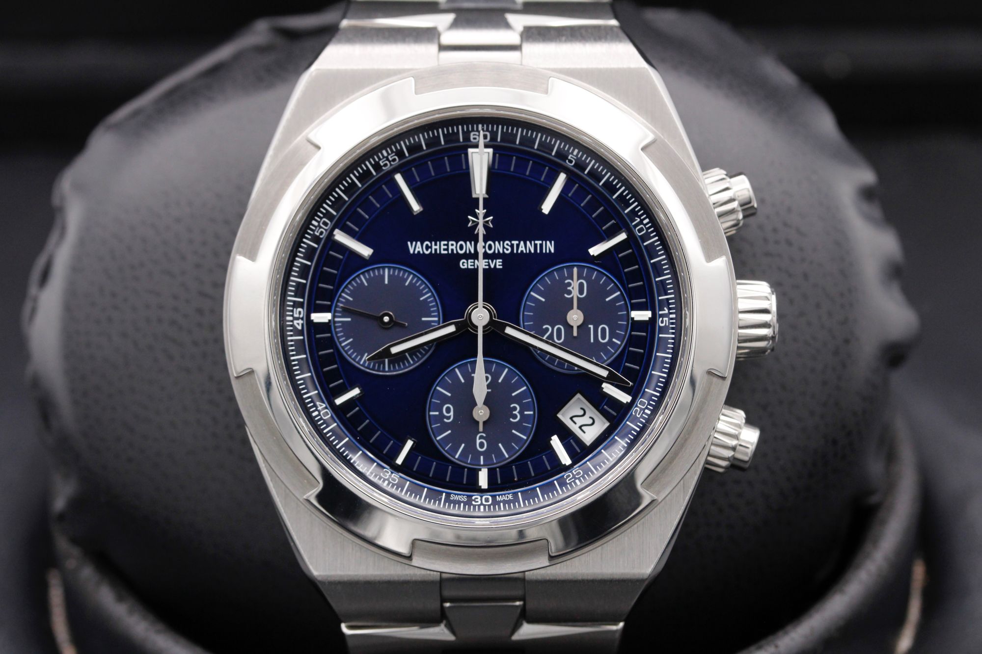 Vacheron Constantin Overseas Chronograph - 5500V - Blue - Steel - 42.5mm - Mint