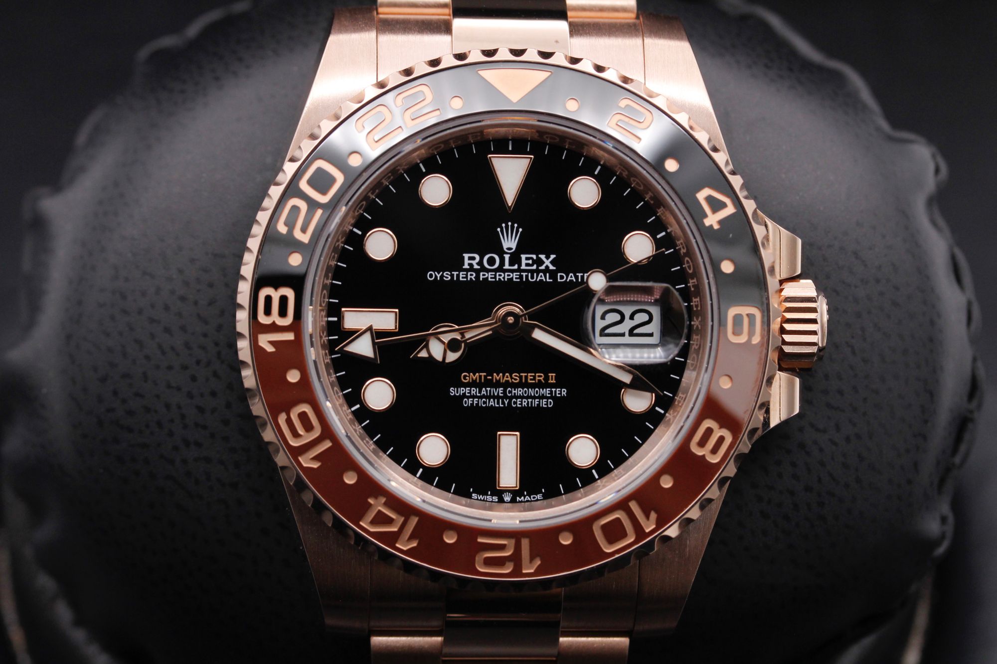 Rolex GMT Master II "Root Beer" - 126715 - Black - Rose Gold - 40mm - Mint