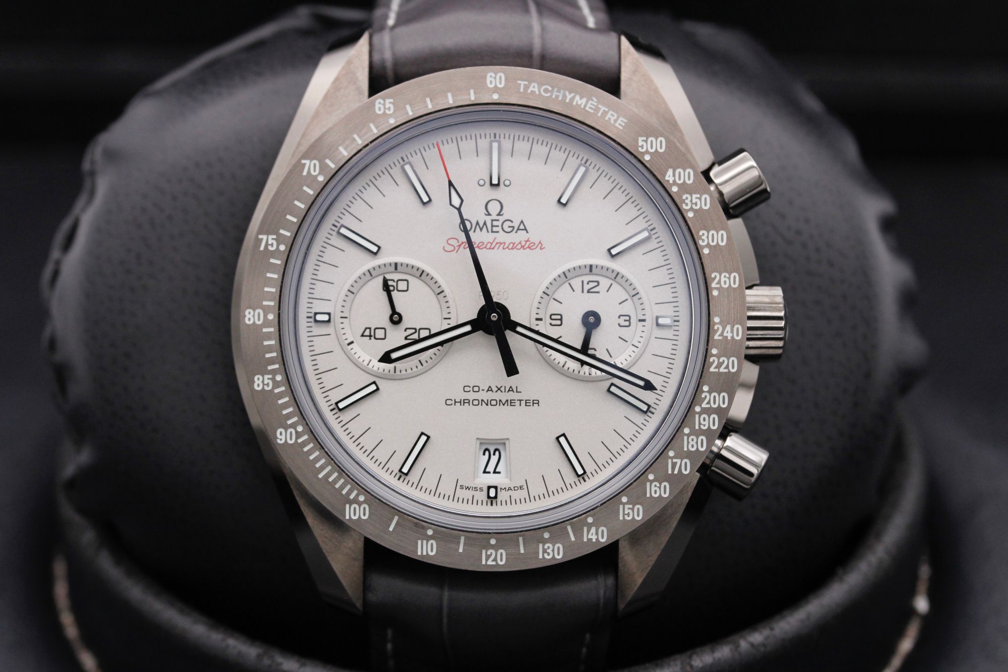 Omega Speedmaster Grey Side of the Moon  - 311.93.44.51.99.001 - Silver - Ceramic - 44mm - Mint
