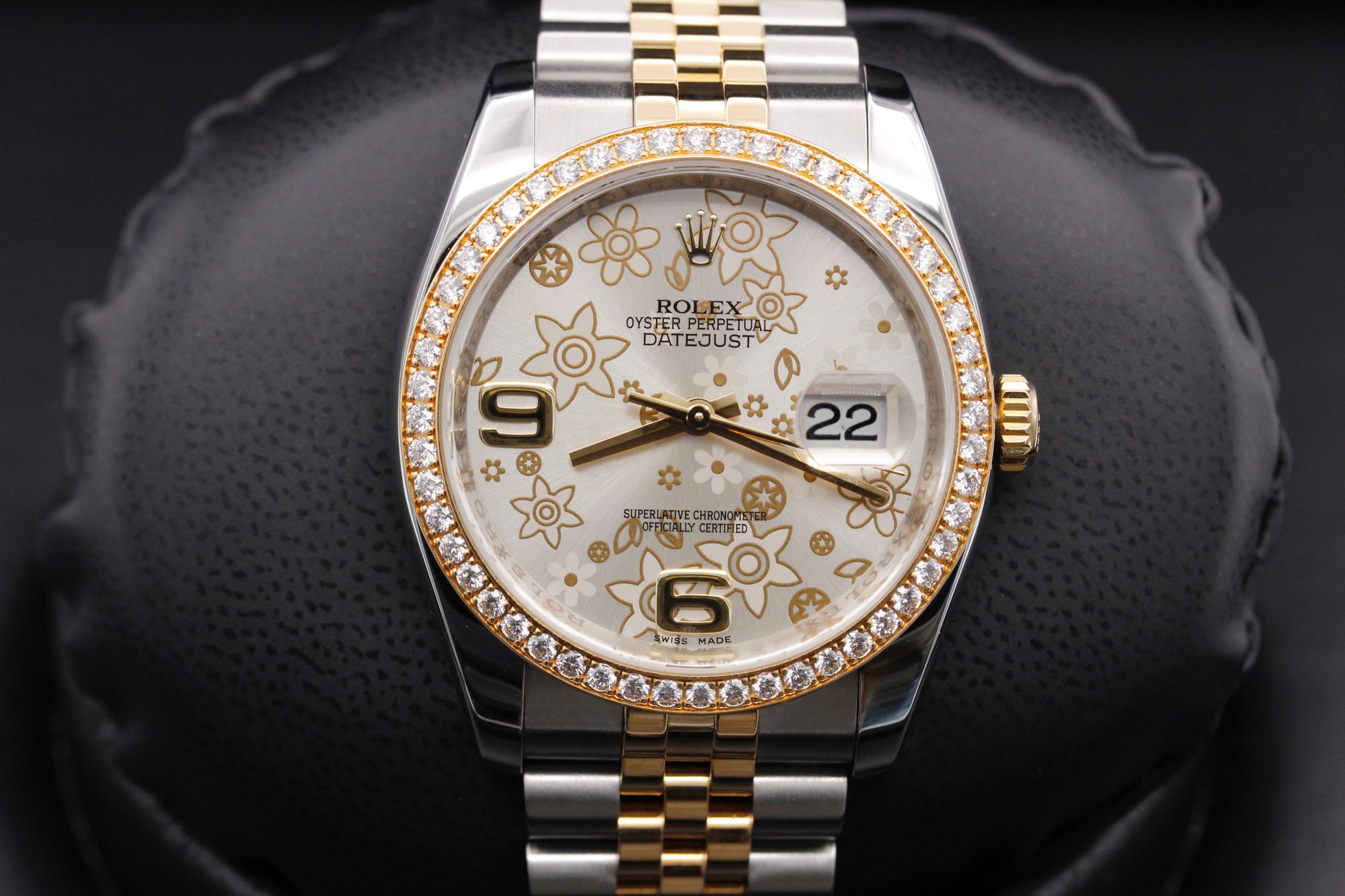 Rolex Datejust "Floral Dial " - 116243 - Silver Floral Dial - Two Tone Yellow Gold  - 36mm - Mint