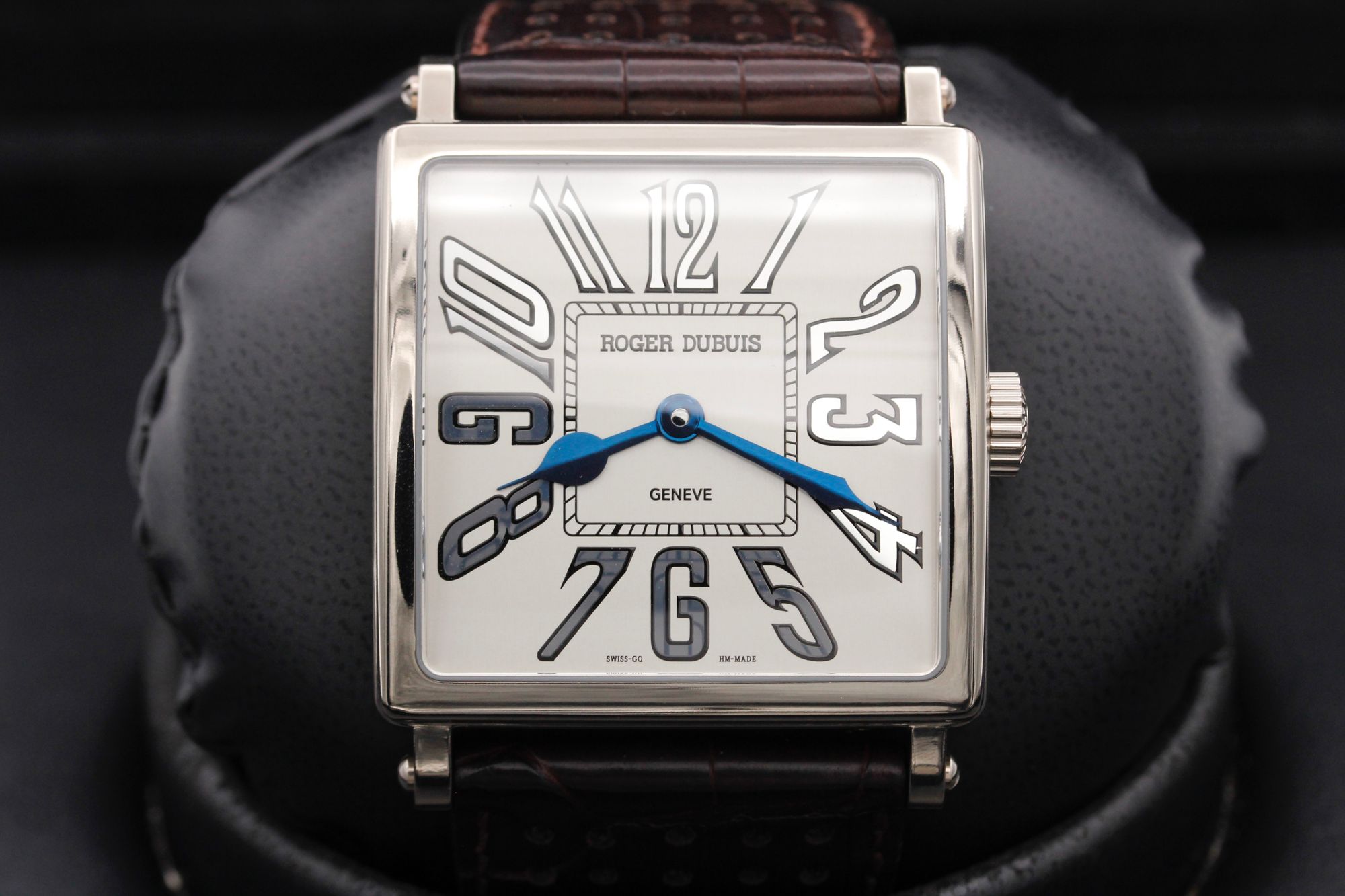 Roger Dubuis Golden Square  - G40 14 0 5.7AC - Silver - White Gold - 40mm - Mint
