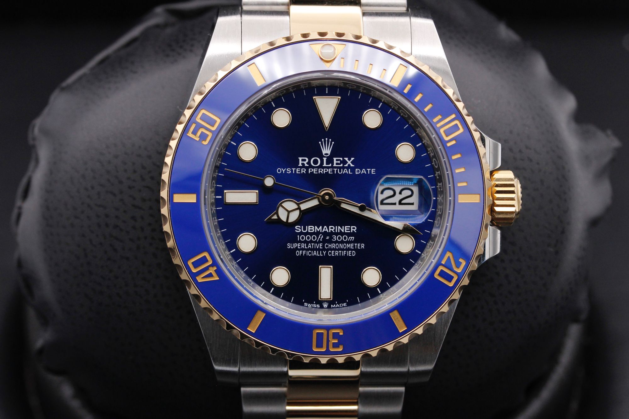 Rolex Submariner 41 "Bluesy" - 126613LB - Blue - Two Tone Yellow Gold  - 41mm - Mint