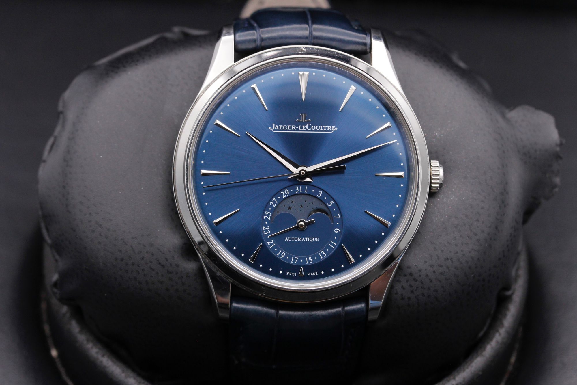 Jaeger-LeCoultre Master Ultra Thin Moon  - Q1368480 - Blue - Stainless Steel - 39mm - Mint