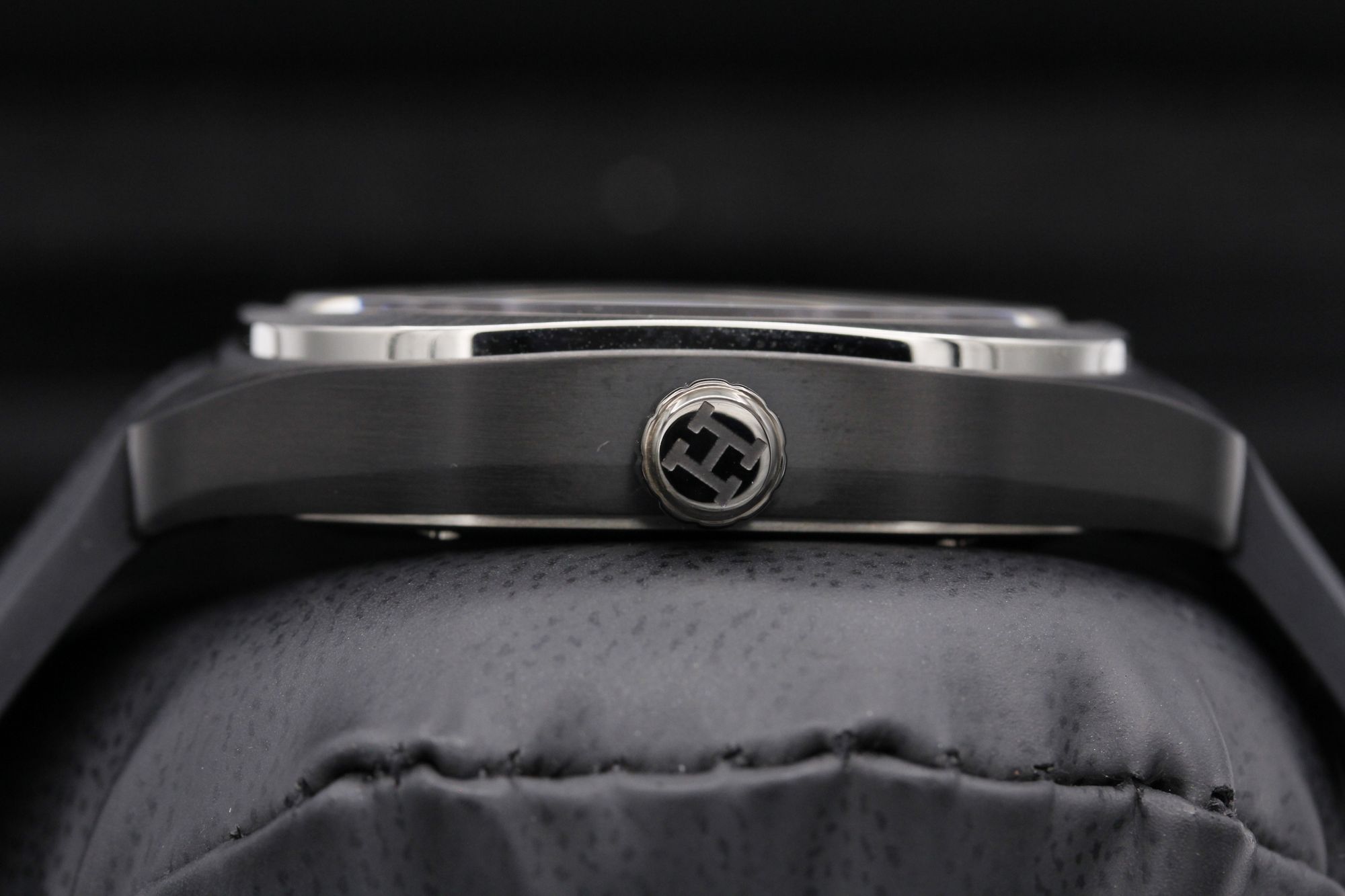 Pre-Owned Hermès H08 SP1.741a W049428WW00 | OC WATCH GUY