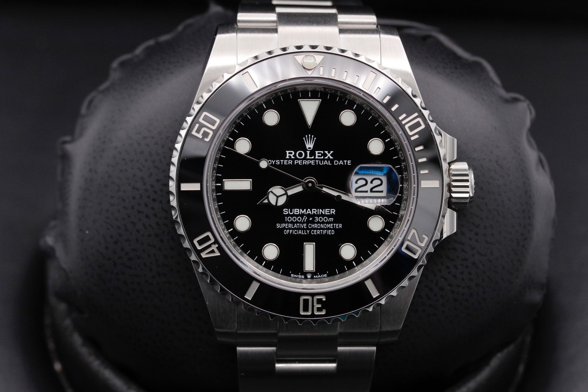 Rolex Submariner 41 "Date" - 126610LN - Black - Stainless Steel / Black Cerachrome Bezel Insert - 41mm - Mint