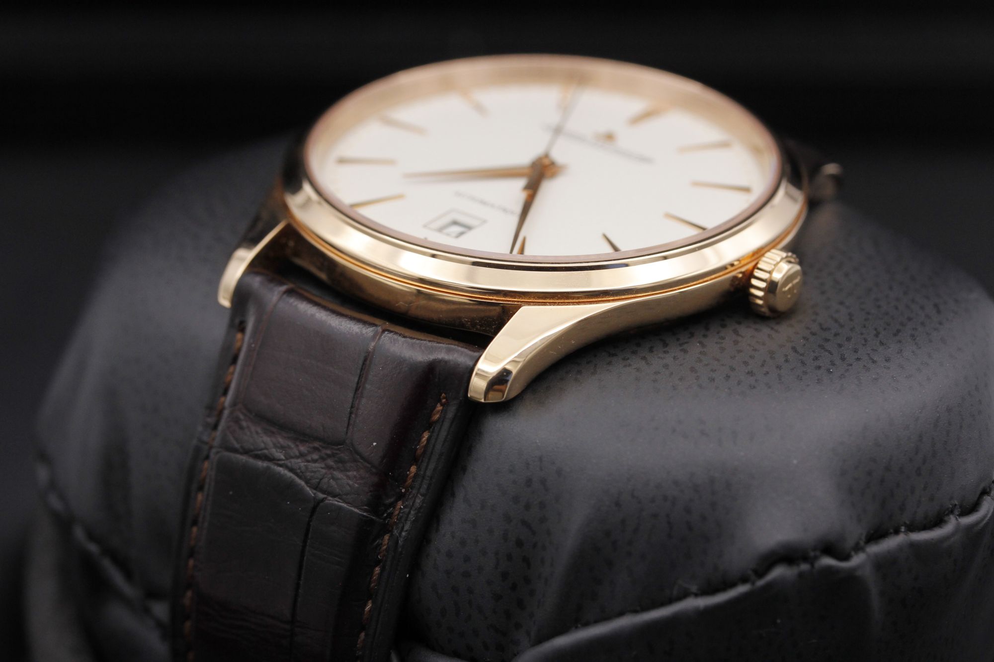 siempreです。 Pre-Owned Jaeger Lecoultre Master Ultra Thin Date Q1232510
