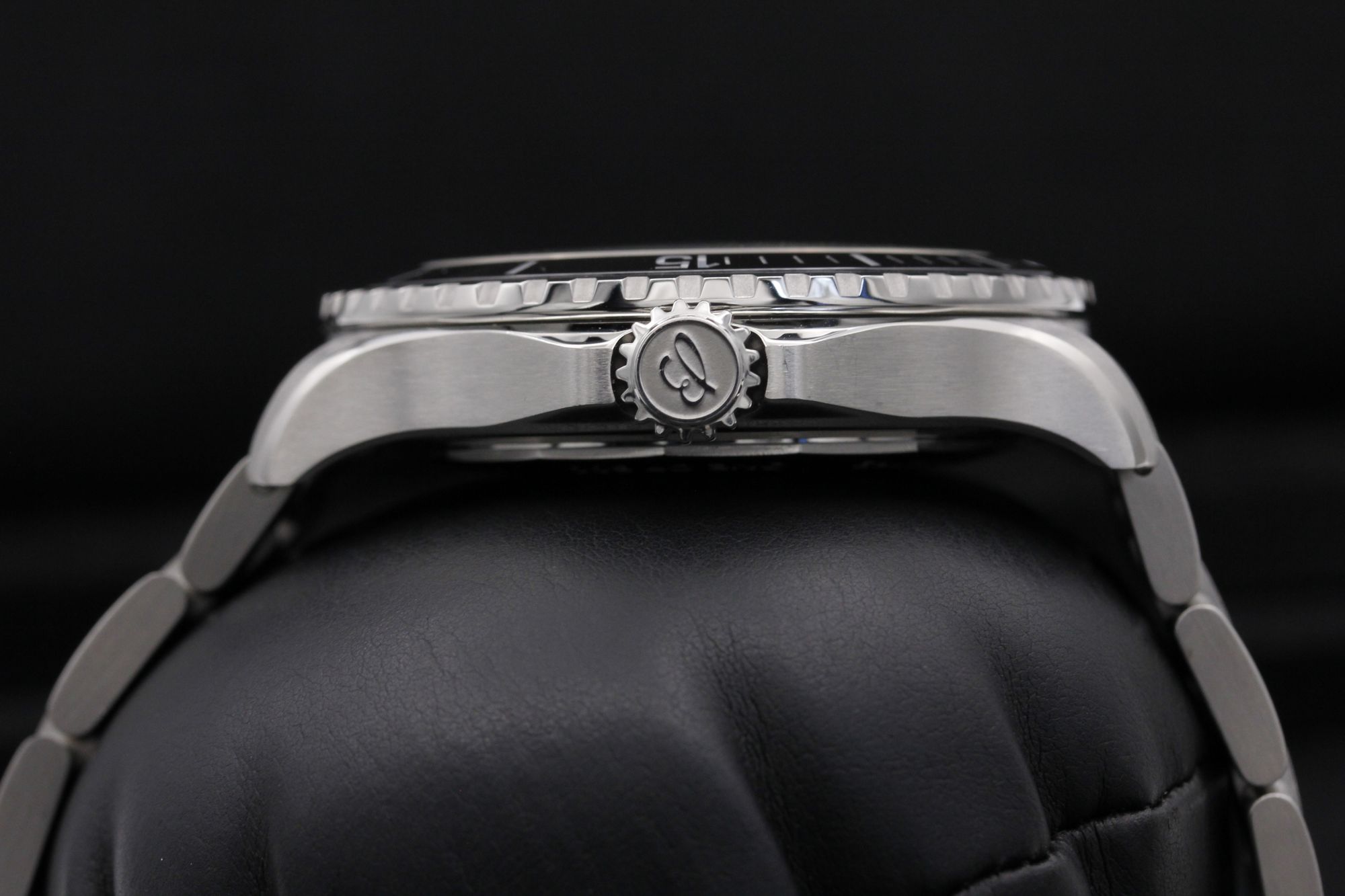 FSOT: Breitling Superocean Automatic "UK Edition" - A173781A1I1A1 - Yellow - Stainless Steel - 46mm - Mint image 3