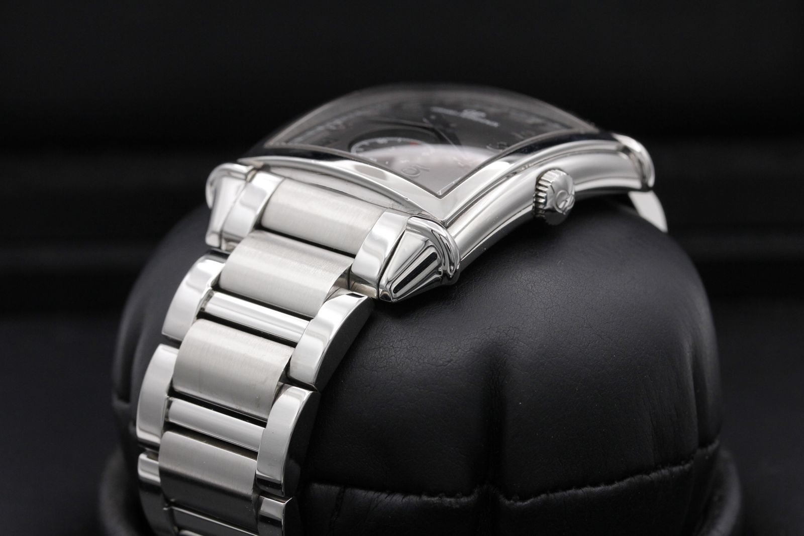 Pre-Owned Girard Perregaux Vintage 1945 XXL 25880-11-221-11A | OC
