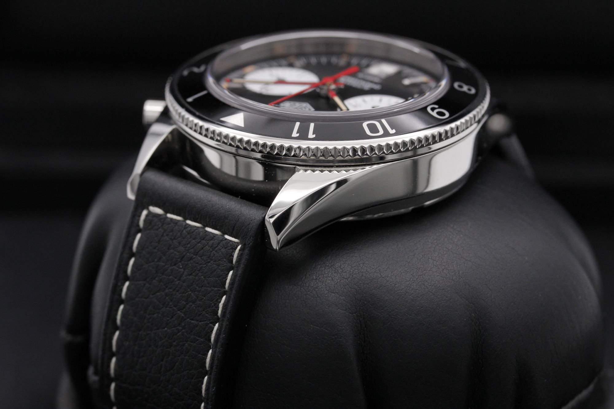 FSOT: Tag Heuer Autavia "Special Re-Edition" - CBE2118.FC8246 - Black - Stainless Steel - 42mm - Mint image 5