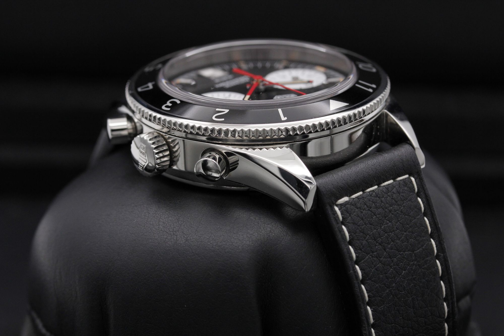 FSOT: Tag Heuer Autavia "Special Re-Edition" - CBE2118.FC8246 - Black - Stainless Steel - 42mm - Mint image 4