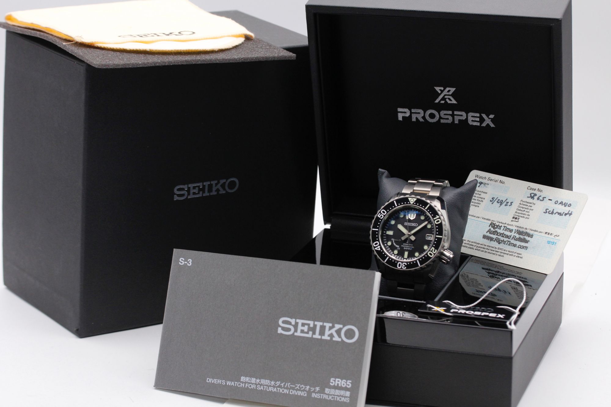 【SAKUTARO1019】 2箱 FSOT: Seiko Prospex LX Spring Drive - SNR029 - Black - Titanium