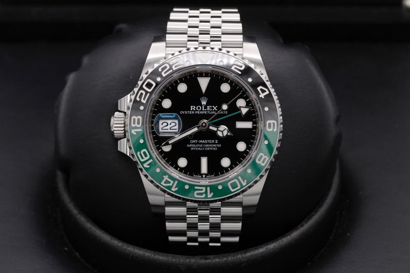 Rolex Rolex GMT-Master II "Left Handed" 126720VTNR