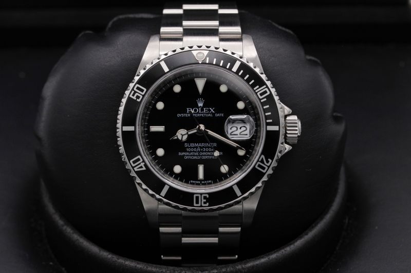 Rolex Rolex Submariner Date "Rolex CPO" 16610