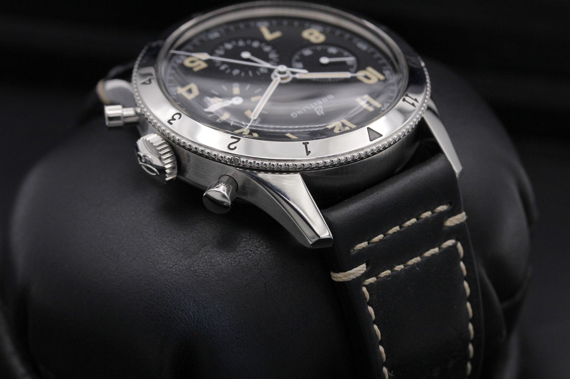 FSOT: Breitling AVI Ref. 765 "1953 Re-Edition" - AB0920131B1X1 - Black - Stainless Steel - 41mm - Mint image 4