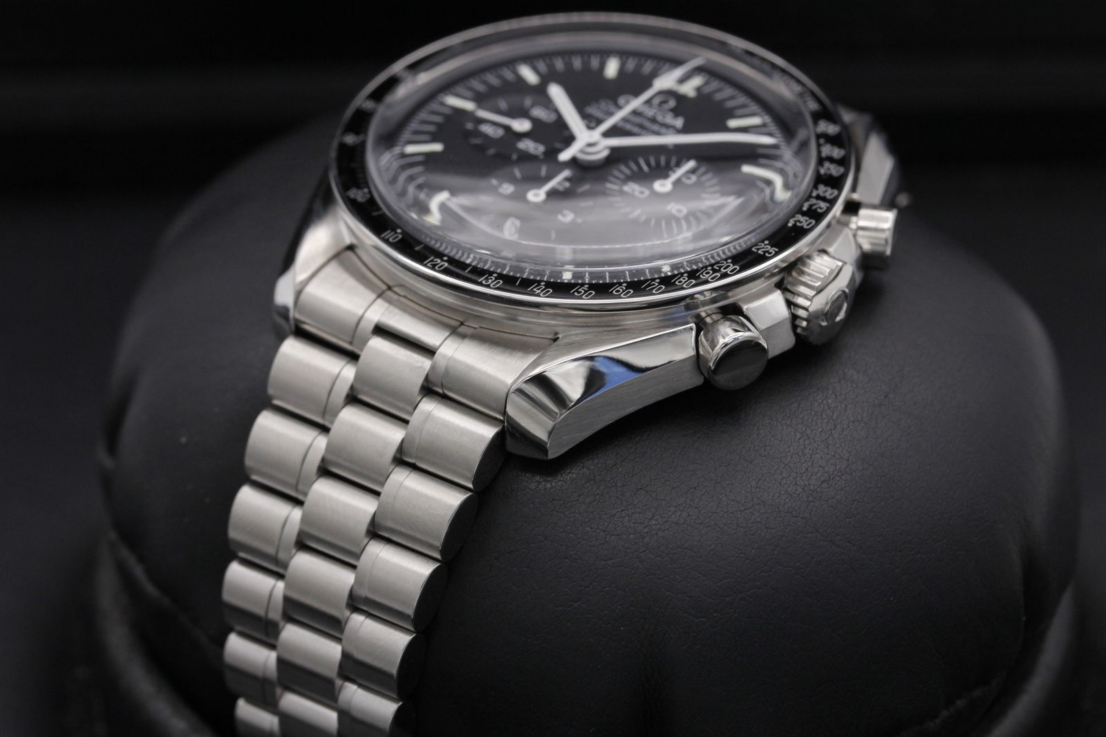 FSOT: Omega Speedmaster Hesalite - 310.30.42.50.01.001 - Black - Stainless Steel - 42mm - Mint image 2