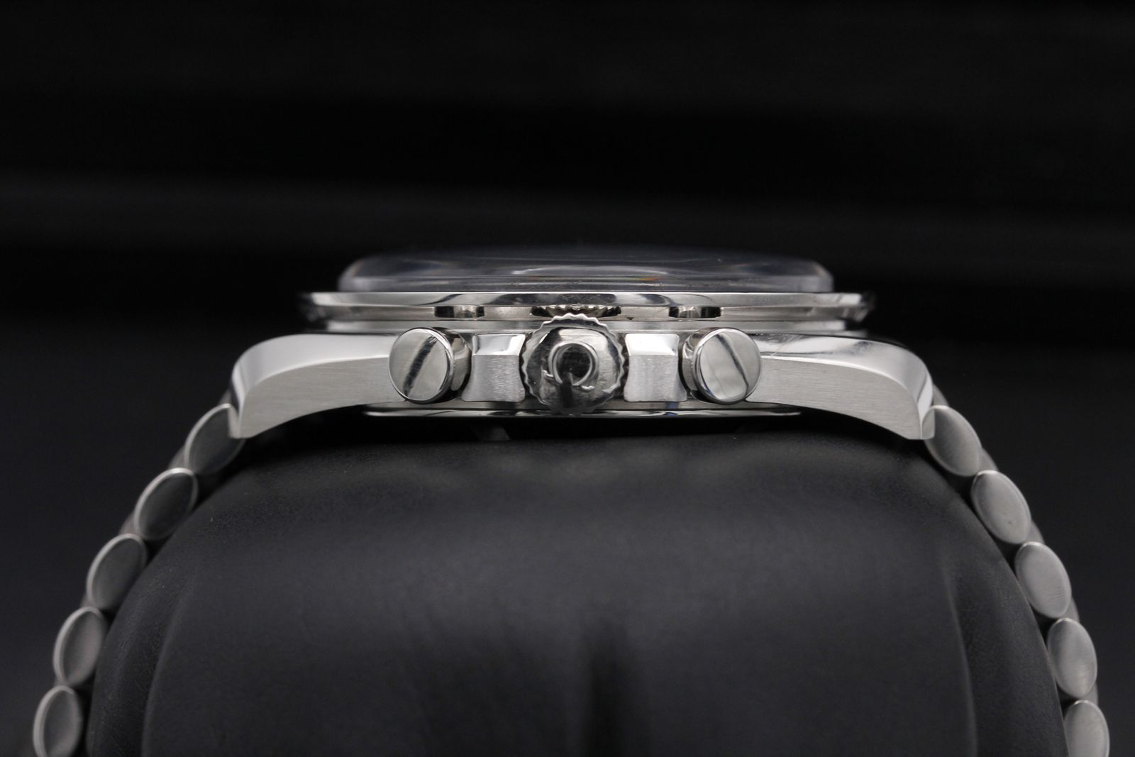 FSOT: Omega Speedmaster Hesalite - 310.30.42.50.01.001 - Black - Stainless Steel - 42mm - Mint image 3