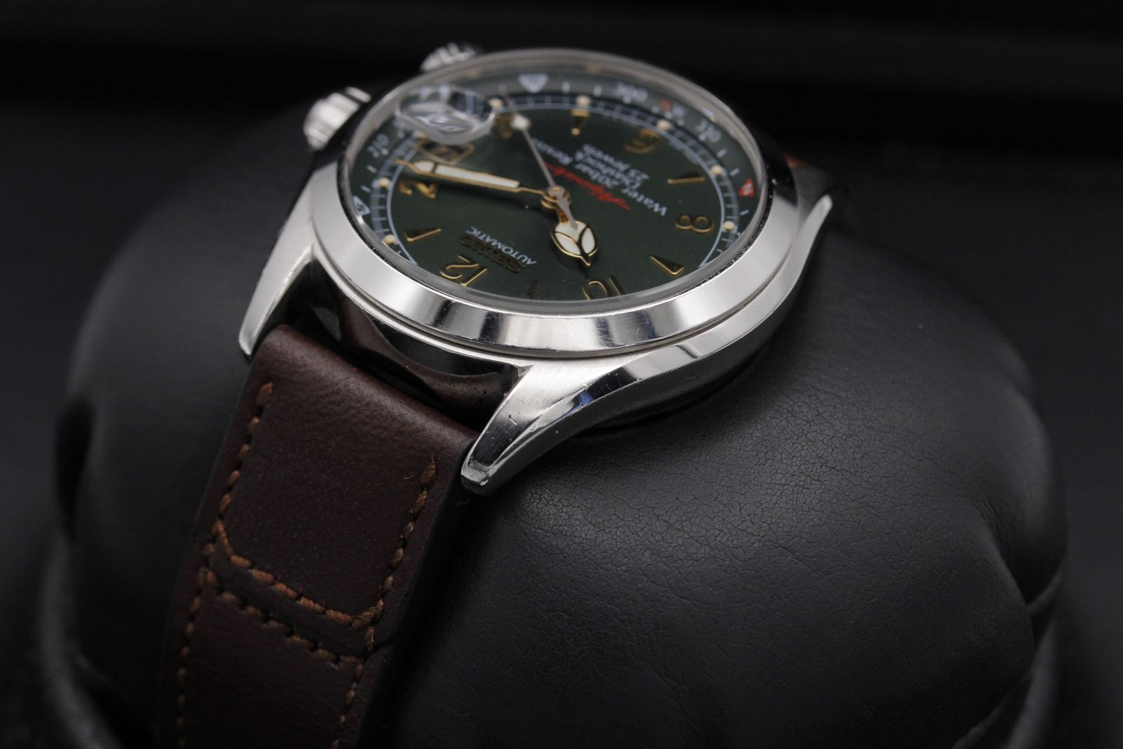 Pre-Owned Seiko Red Alpinist 
