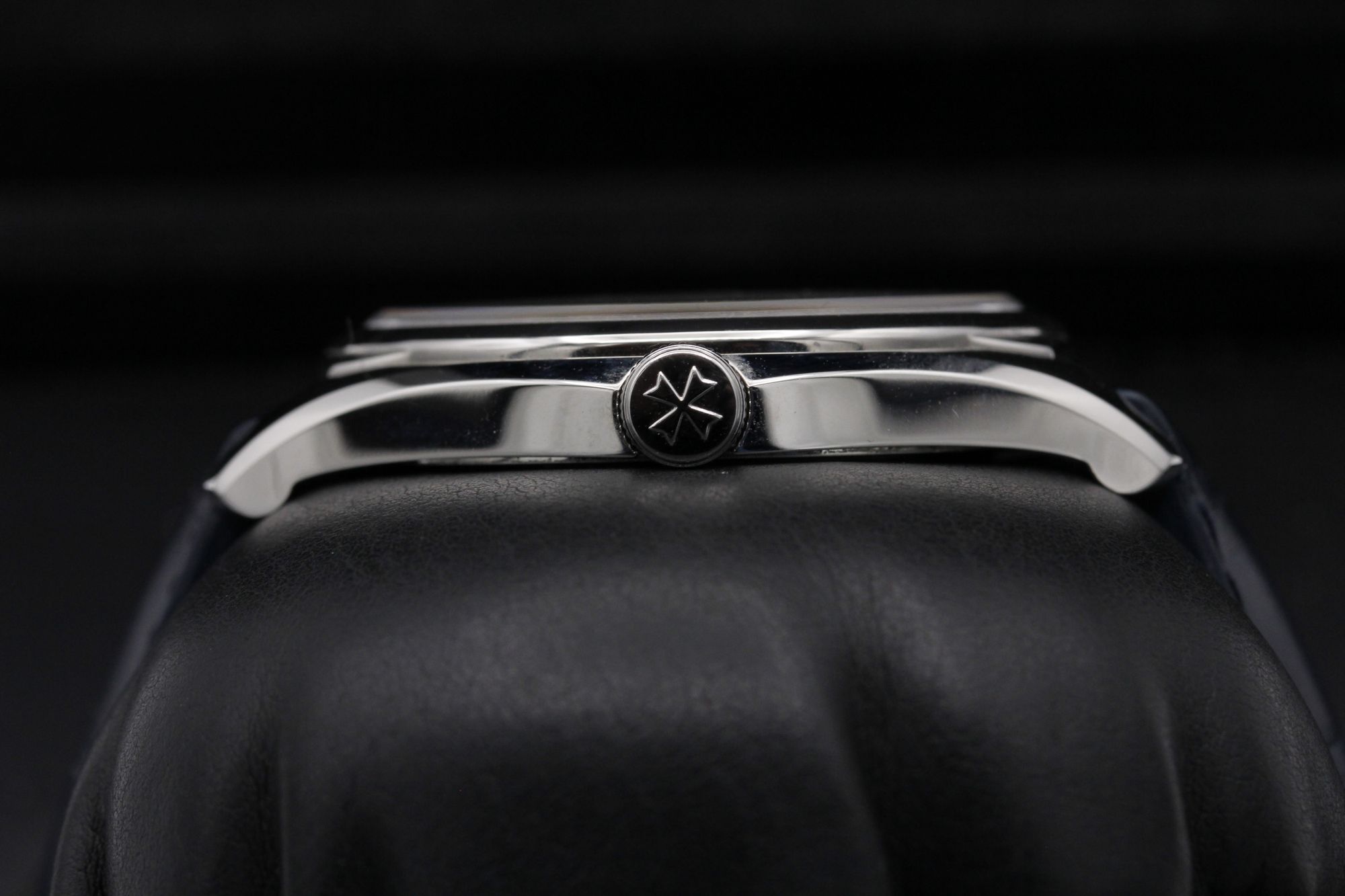 FSOT: Vacheron Constantin Fiftysix  - 4600E/000A-B487 - Blue - Stainless Steel - 40mm - Mint image 3