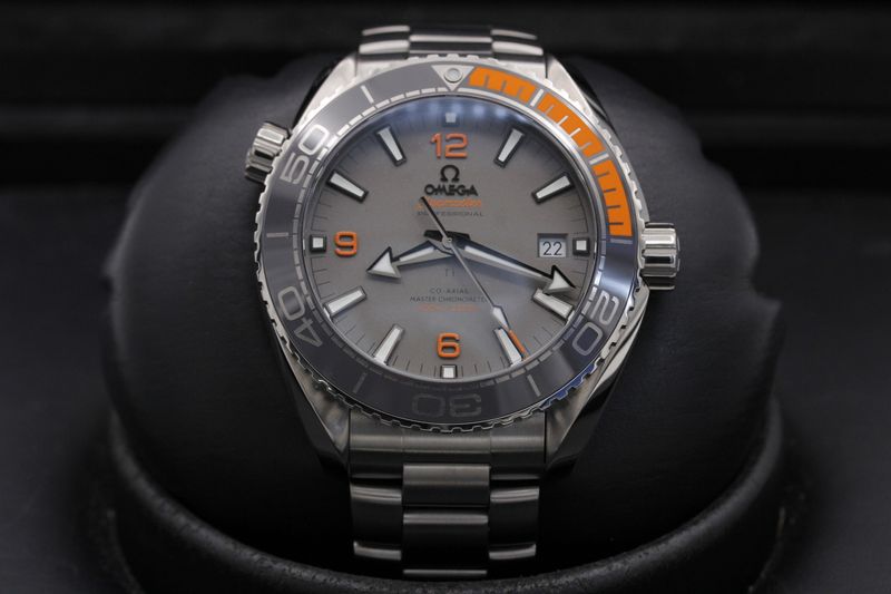 Omega Omega Planet Ocean 600M 215.90.44.21.99.001