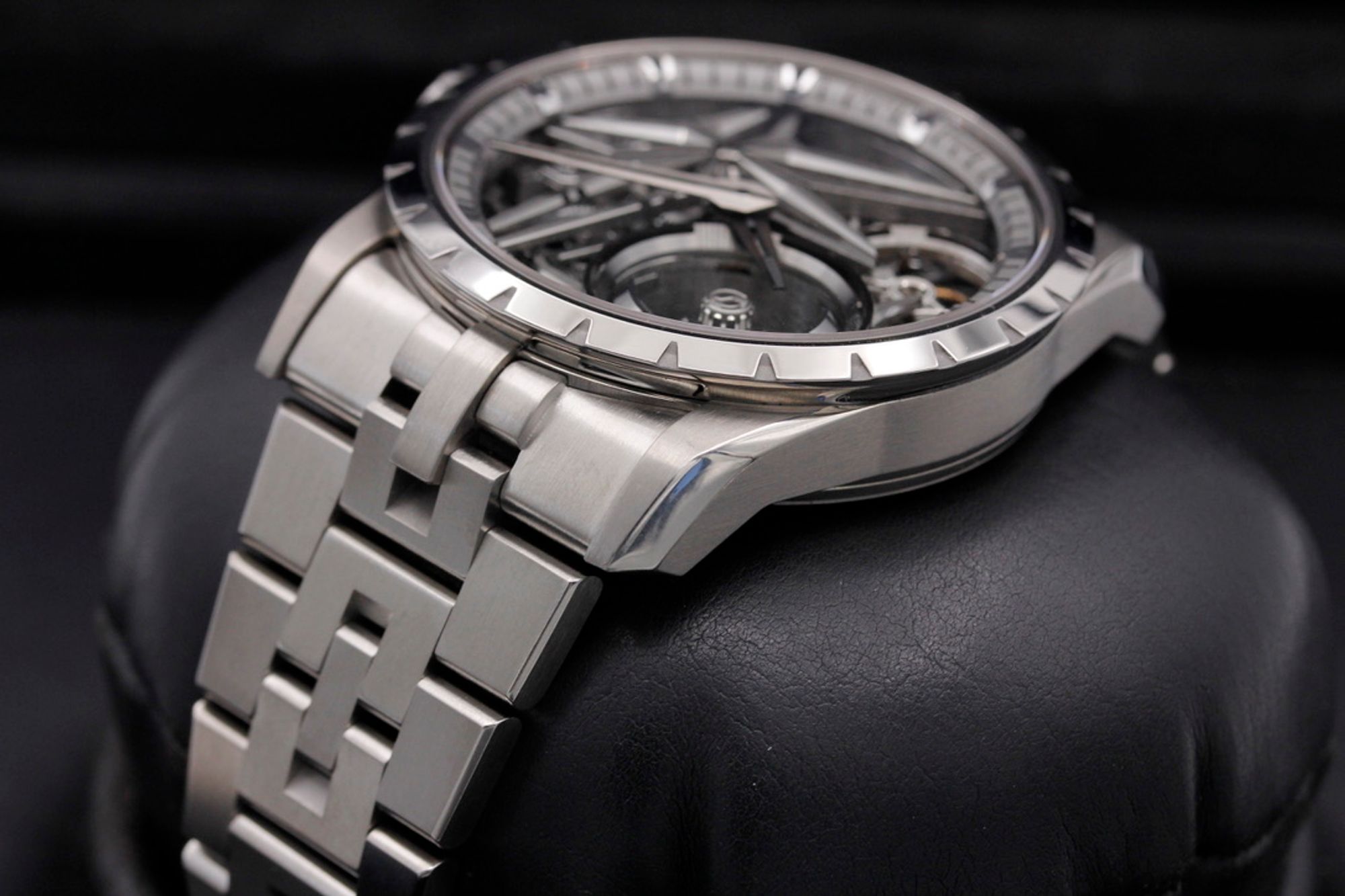 FSOT: Roger Dubuis Excalibur Monobalancier  - RDDBEX0956 - Skeleton - Titanium - 42mm - Excellent image 5