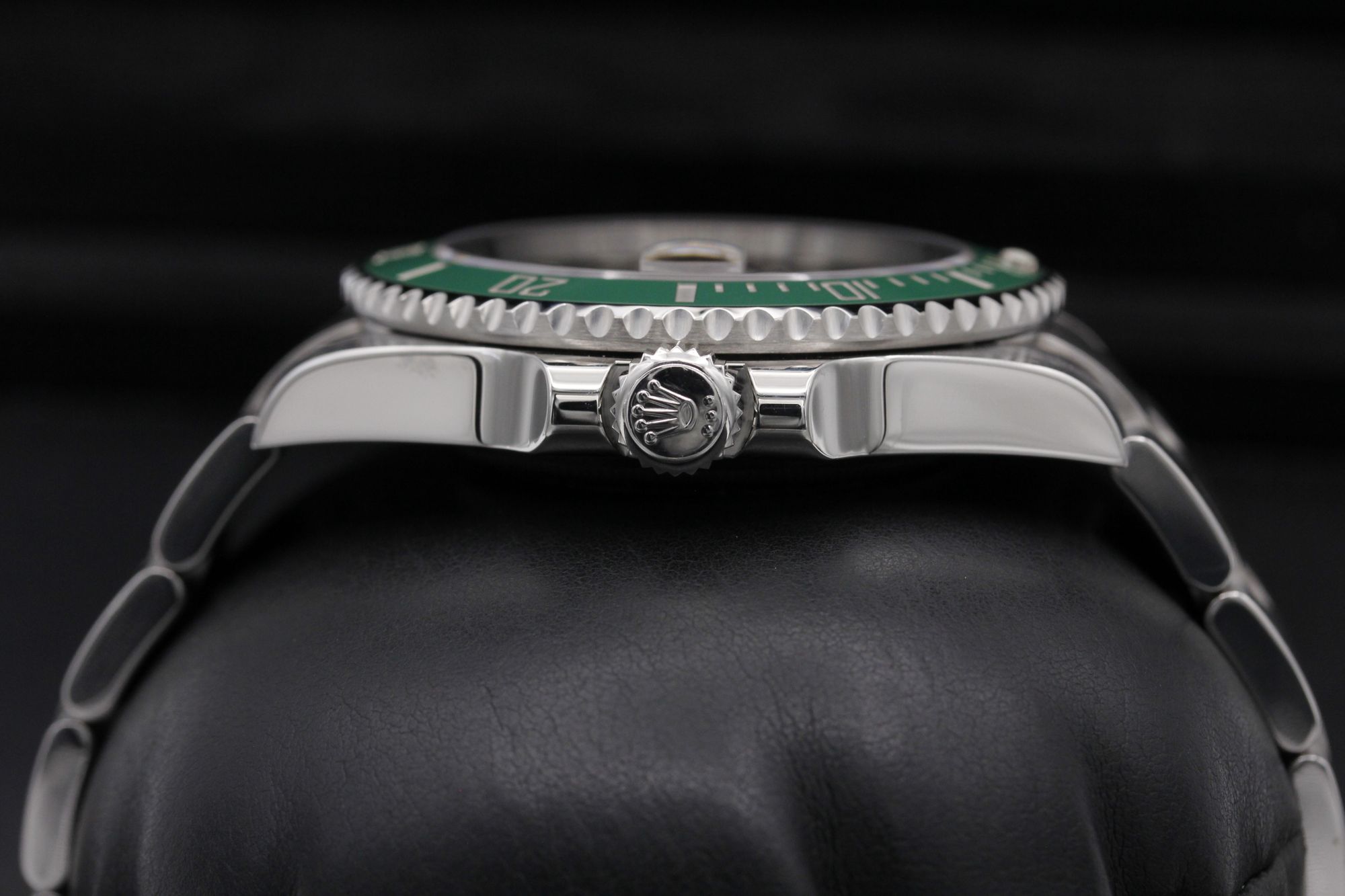 FSOT: Rolex Submariner 41 "Kermit MK 1" - 126610LV - Black - Stainless Steel - Green Cerachrome - 41mm - Excellent image 3