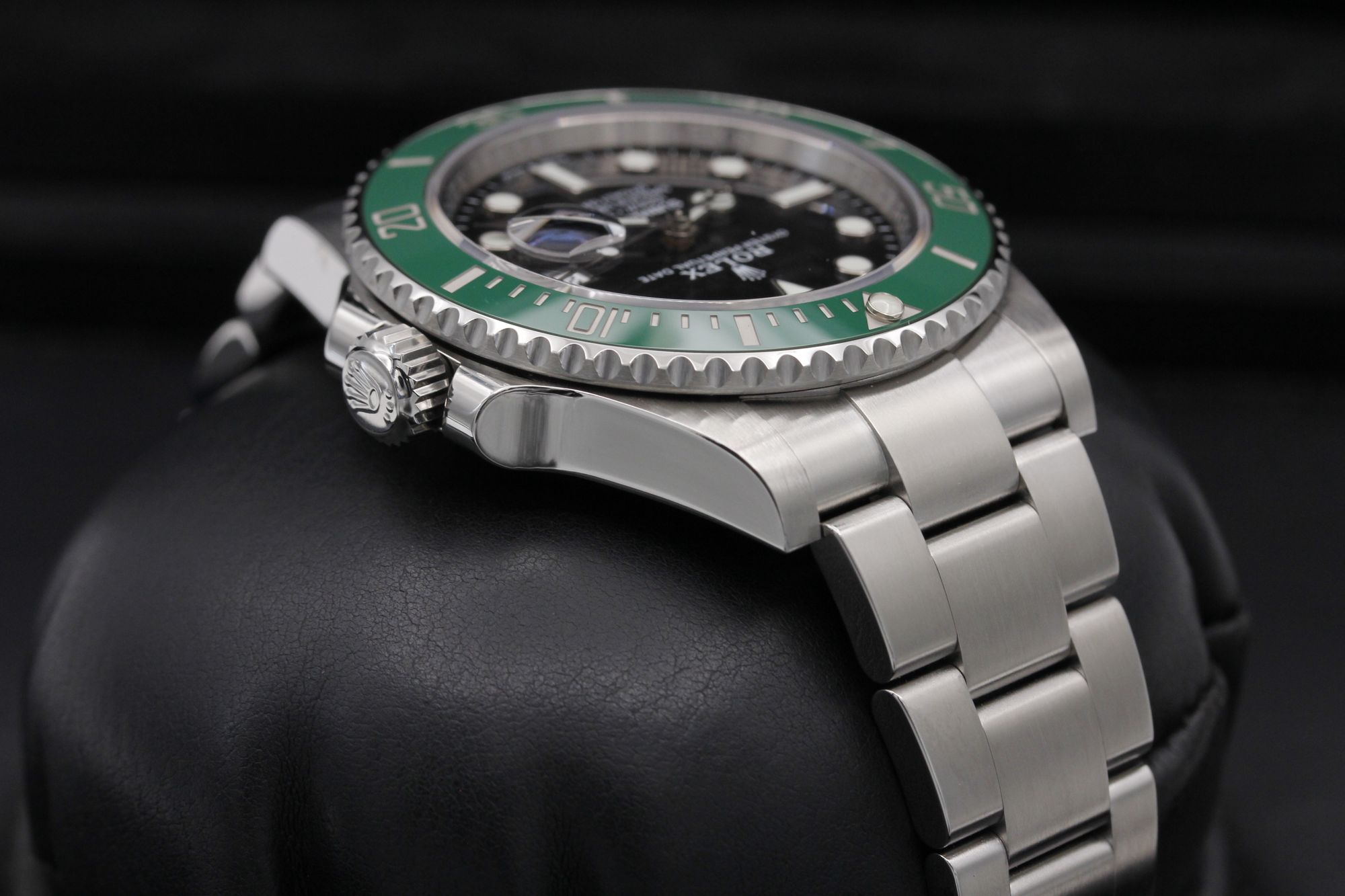 FSOT: Rolex Submariner 41 "Kermit MK 1" - 126610LV - Black - Stainless Steel - Green Cerachrome - 41mm - Excellent image 4