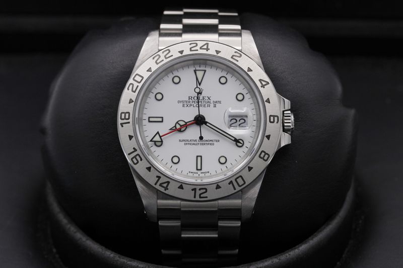 Rolex Rolex Explorer II "Polar" 16570