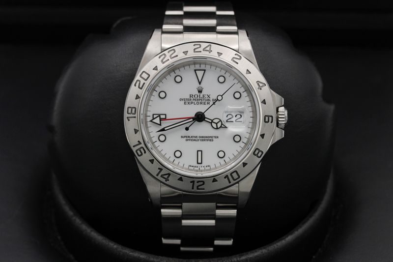 Rolex Rolex Explorer II "Polar" 16570