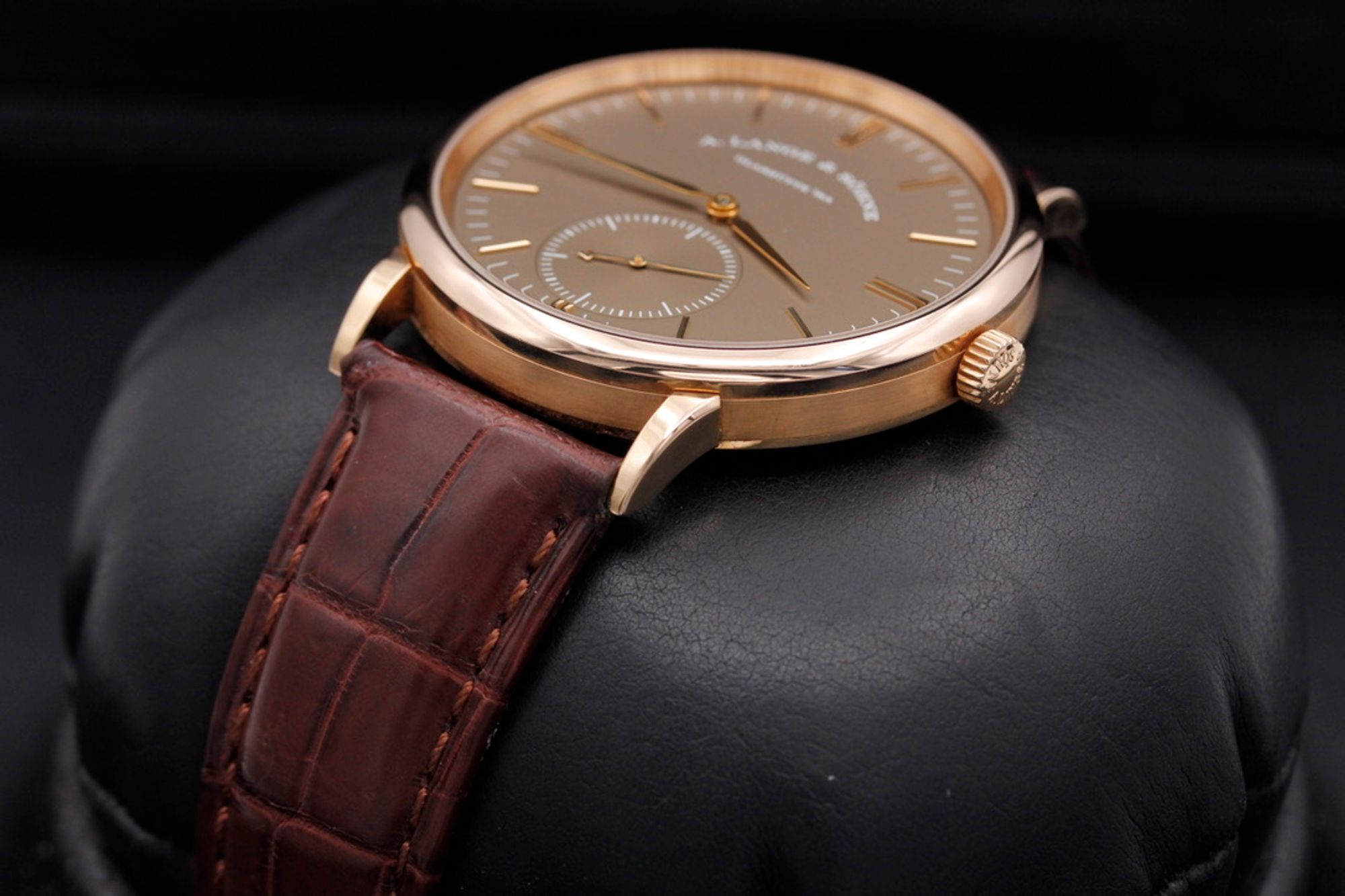 FSOT: A. Lange & Söhne Saxonia Automatic  - 380.042 - Brown - Rose Gold - 38.5mm - Excellent image 2