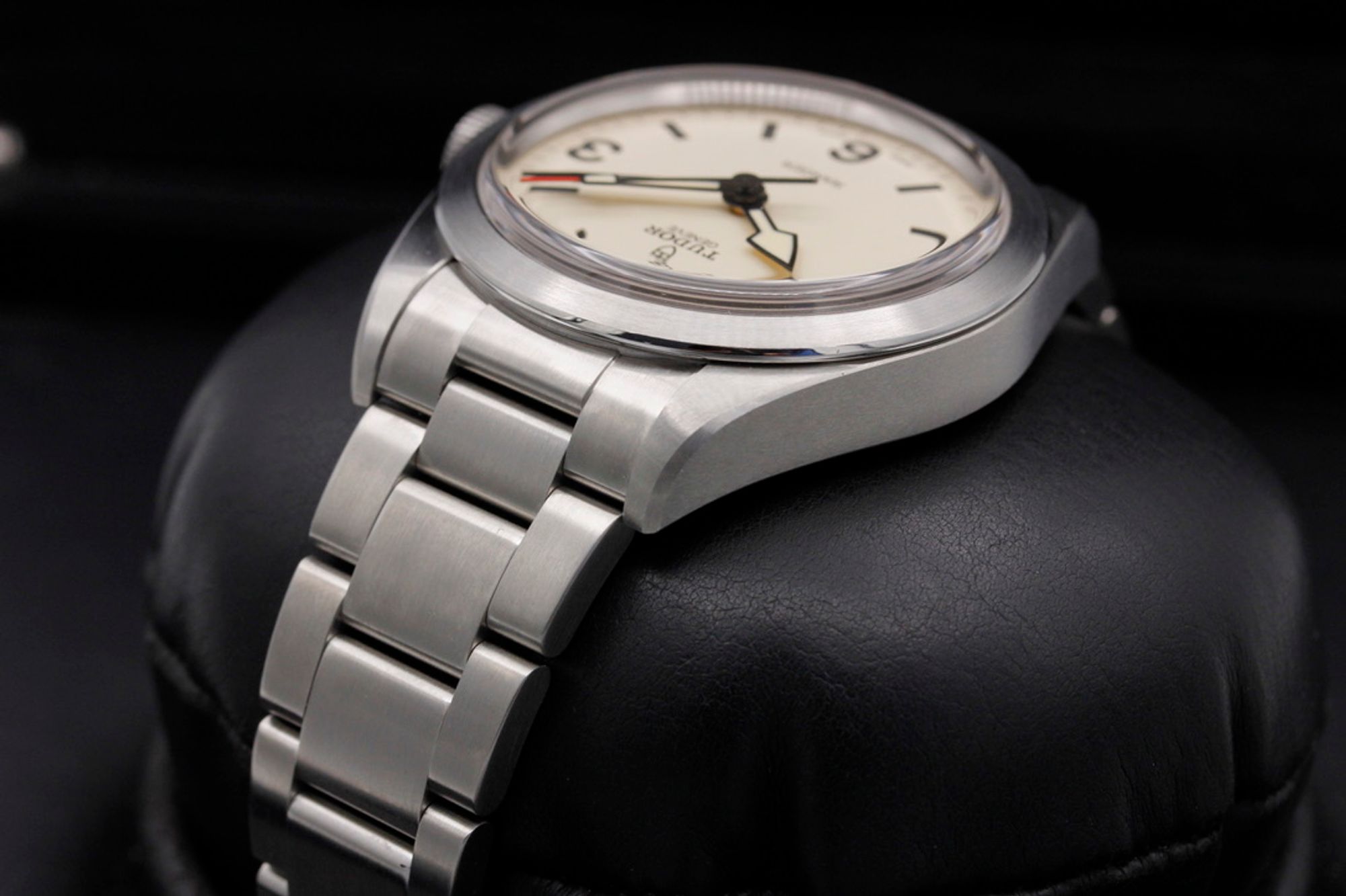 FSOT: Tudor Ranger "Dune" - 79950 - Beige - Stainless Steel - 39mm - Like New image 5