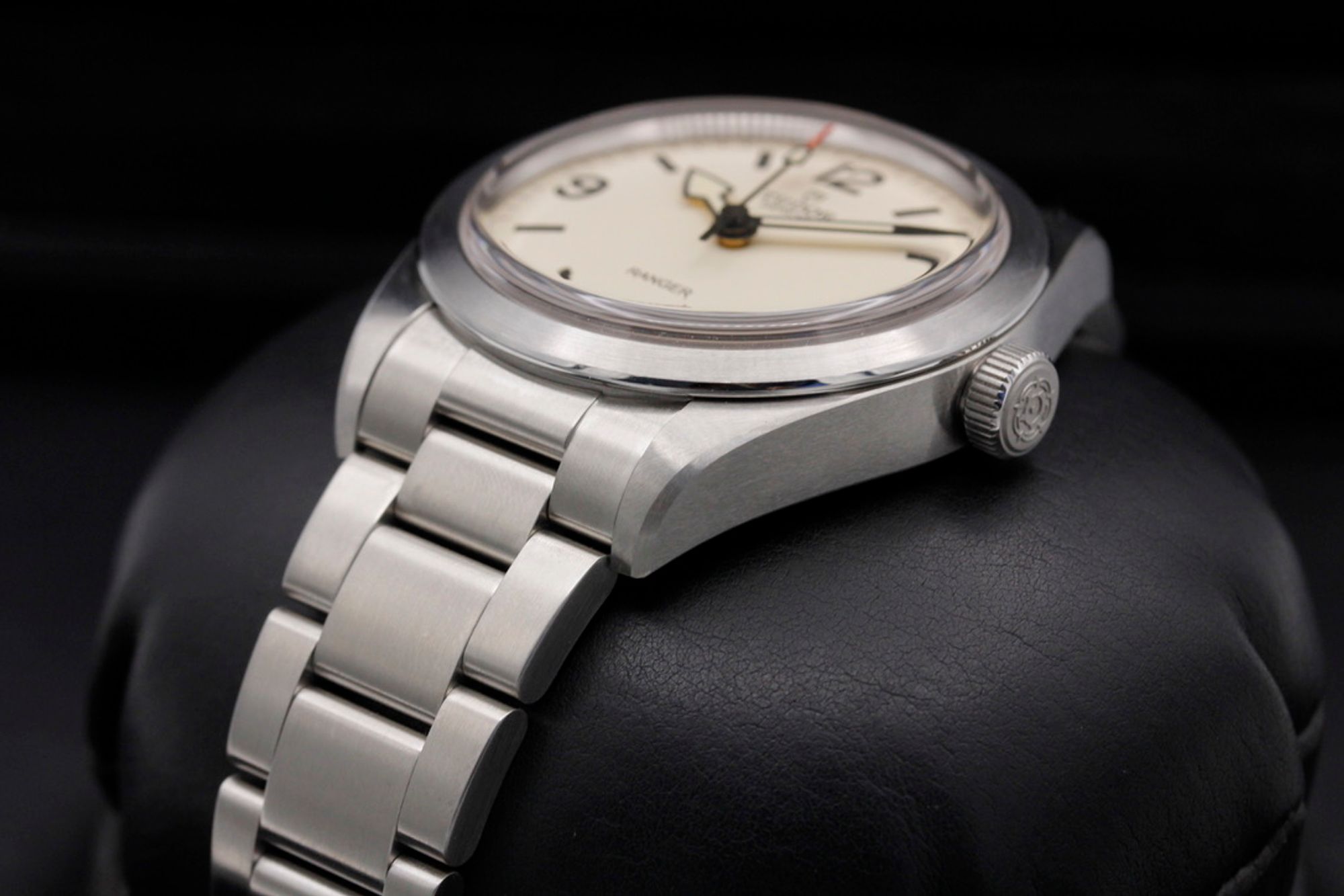 FSOT: Tudor Ranger "Dune" - 79950 - Beige - Stainless Steel - 39mm - Like New image 2