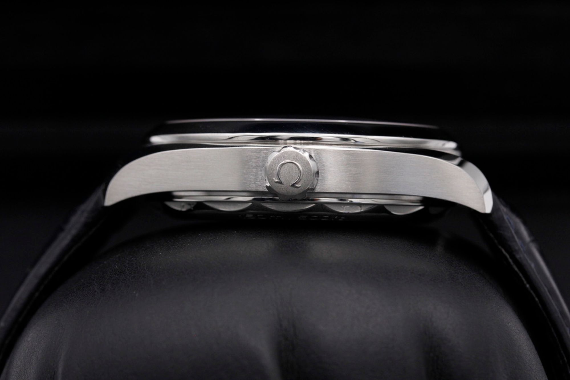 FSOT: Omega Aqua Terra  - 220.13.41.21.03.001 - Blue - Stainless Steel - 41mm - Mint image 3