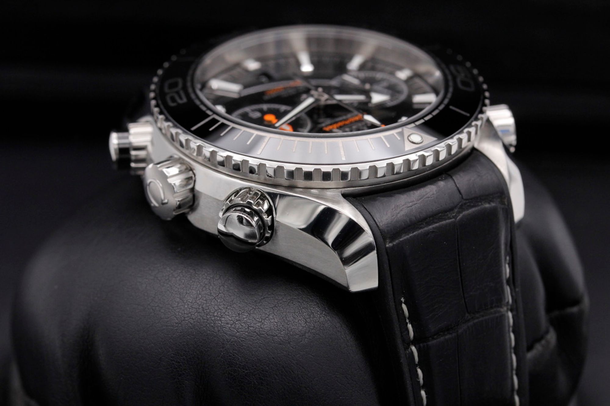FSOT: Omega Planet Ocean 600M Chronograph  - 215.33.46.51.01.001 - Black - Stainless Steel - 45.5mm - Excellent image 4