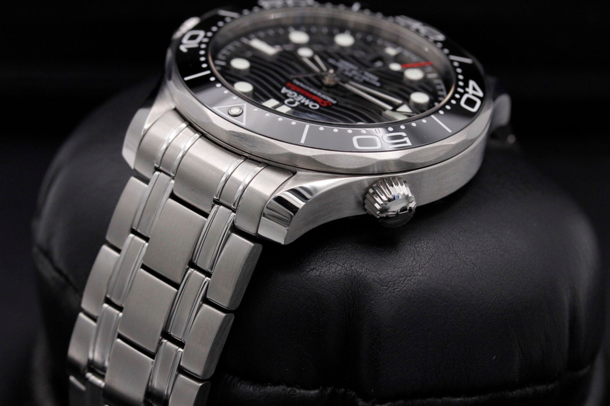 FSOT: Omega Seamaster 300M  - 210.30.42.20.01.001 - Black - Stainless Steel - 41mm - Mint image 5