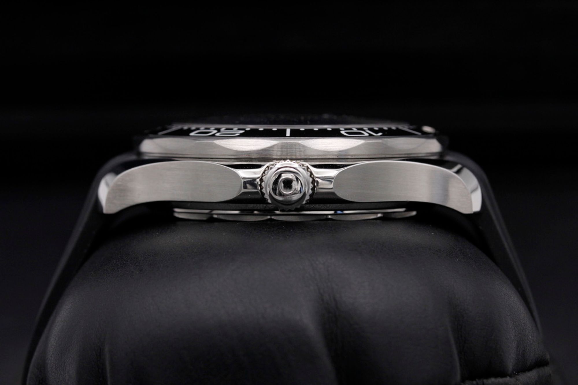 FSOT: Omega Seamaster 300M  - 210.32.42.20.04.001 - White Wave - Stainless Steel - 41mm - Mint image 3