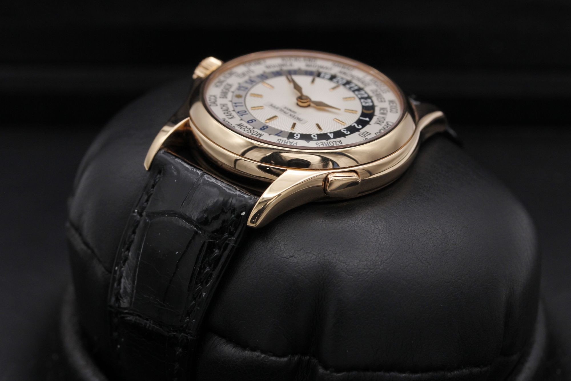 FSOT: Patek Philippe World Time - 5110R-001 - Silver Opaline Guilloche - Rose Gold - 37mm - Excellent image 5