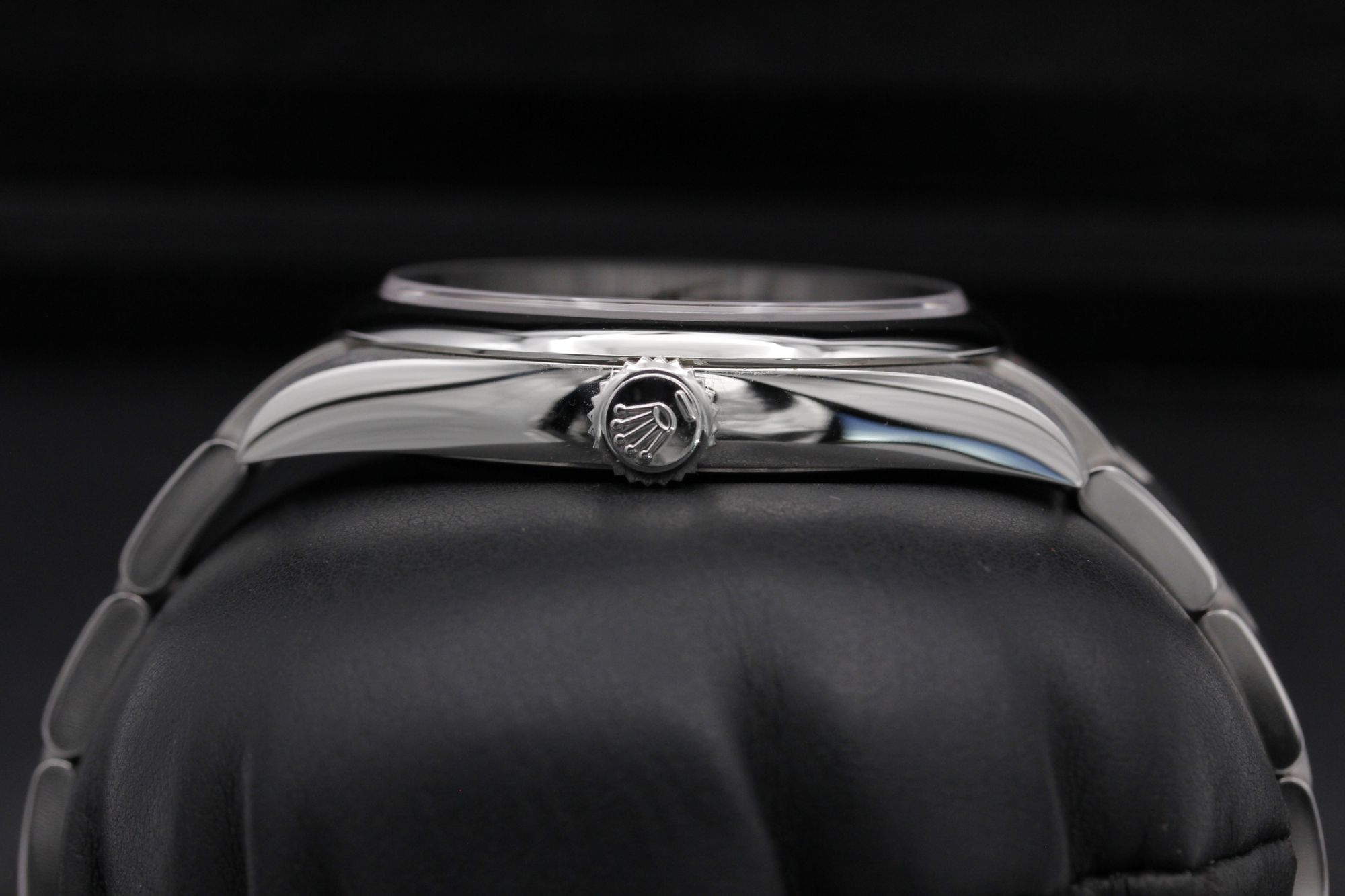 FSOT: Rolex Oyster Perpetual 41 - 134300 - Black - Stainless Steel - 41mm - Mint image 3