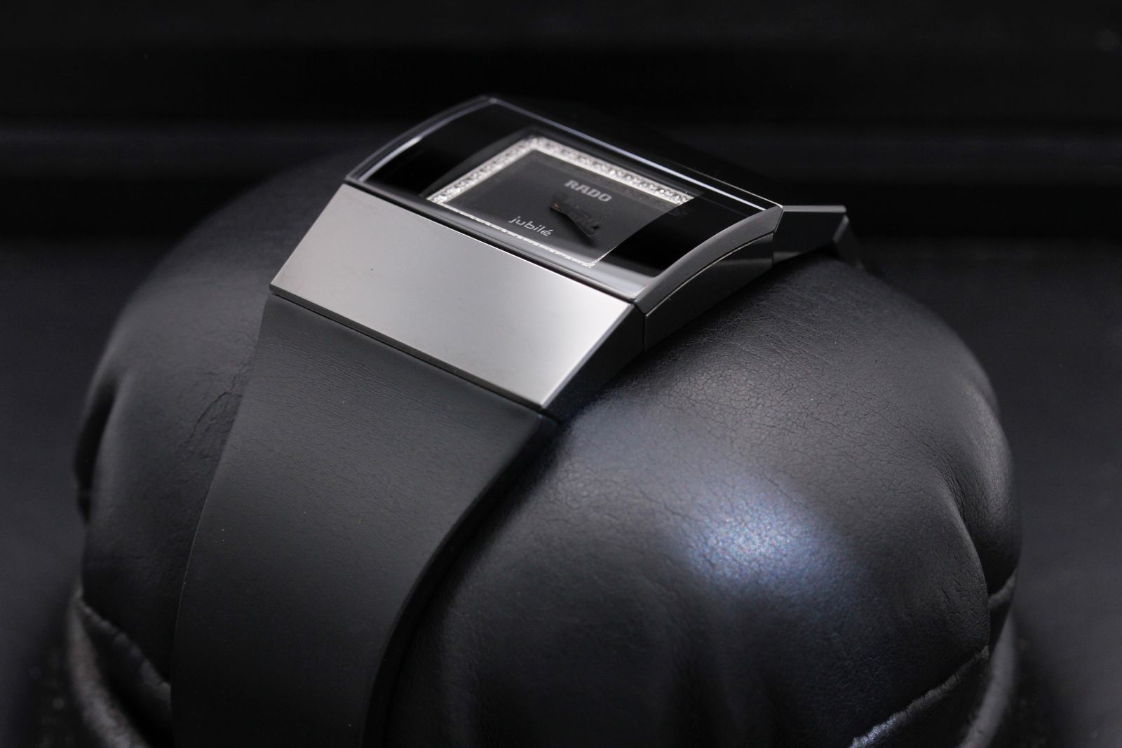 Pre-Owned Rado jubilé V10k 