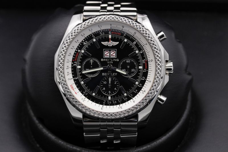 Breitling Breitling Bentley 6.75 "Big Date Chronograph" A44362